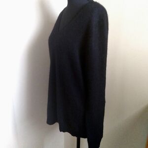 Charter Club Luxury Black Cashmere Sweater V-Neck Quiet Luxury Old Money XL